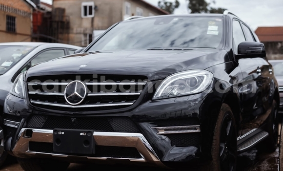 Buy Used Mercedes‒Benz ML–Class Black Car in Kampala in Uganda