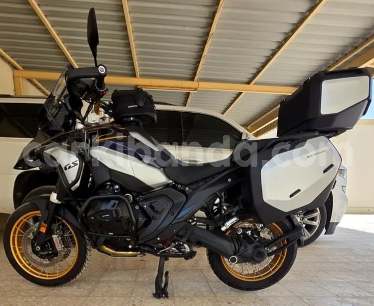 Big with watermark bmw r 1200 gs uganda kampala 26179