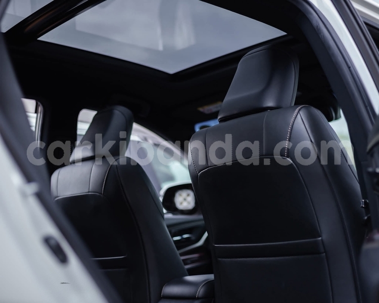 Big with watermark toyota harrier uganda kampala 26184