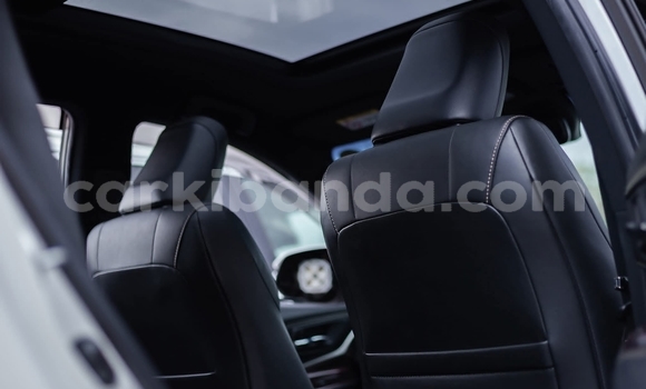 Buy Used Toyota Harrier White Car in Kampala in Uganda Buy Used Toyota Harrier White Car in Kampala in Uganda