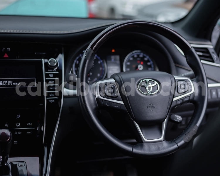 Big with watermark toyota harrier uganda kampala 26184