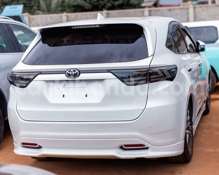 Big with watermark toyota harrier uganda kampala 26184