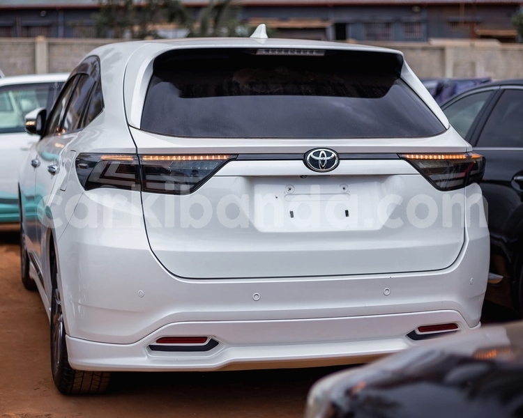 Big with watermark toyota harrier uganda kampala 26184