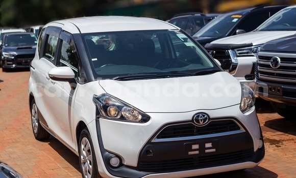 Buy Used Toyota Sienta White Car in Kampala in Uganda