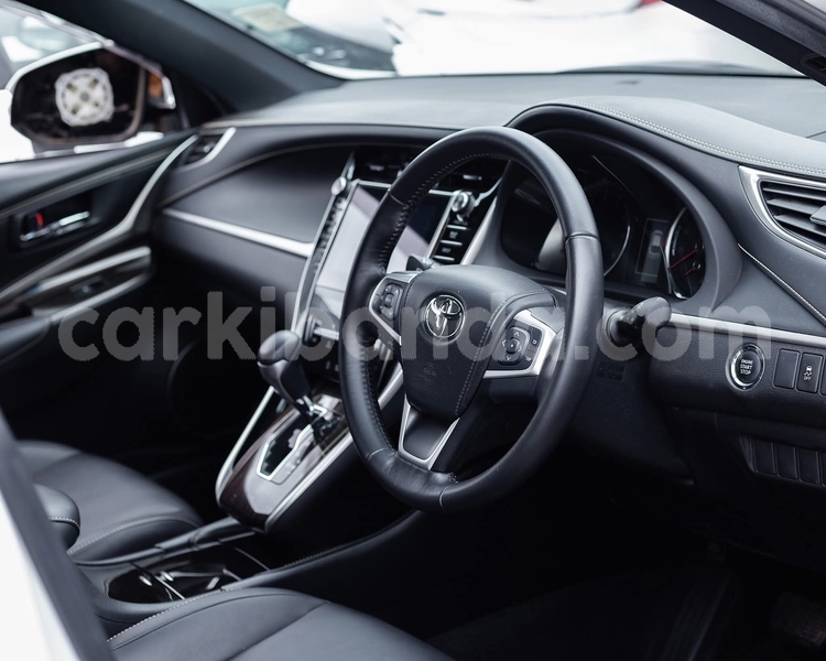 Big with watermark toyota harrier uganda kampala 26191