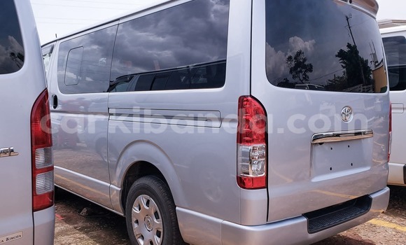 Buy Used Toyota Hiace Silver Car in Kampala in Uganda Buy Used Toyota Hiace Silver Car in Kampala in Uganda