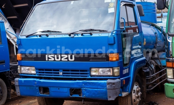 Buy Used Isuzu FTR 850 Blue Truck in Kampala in Uganda Buy Used Isuzu FTR 850 Blue Truck in Kampala in Uganda