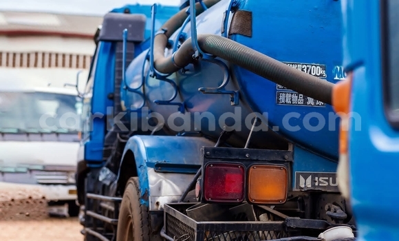Buy Used Isuzu FTR 850 Blue Truck in Kampala in Uganda Buy Used Isuzu FTR 850 Blue Truck in Kampala in Uganda