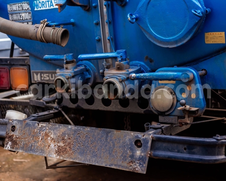 Big with watermark isuzu ftr 850 uganda kampala 26194