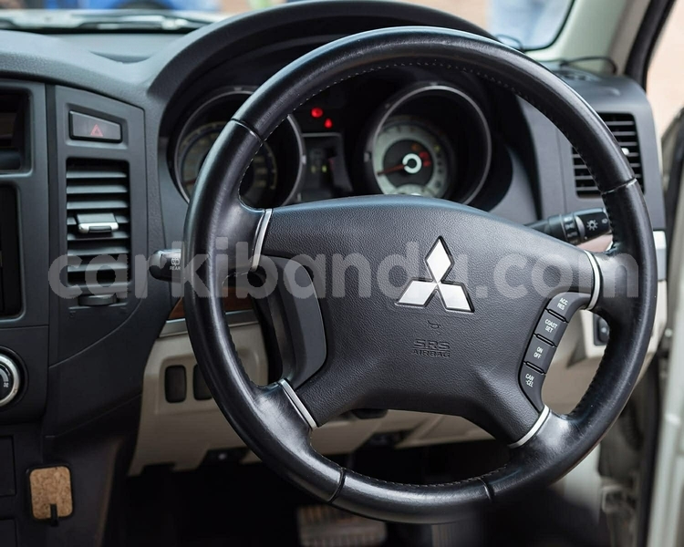 Big with watermark mitsubishi pajero uganda kampala 26195