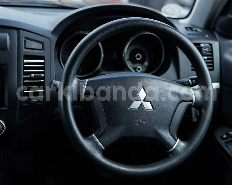 Big with watermark mitsubishi pajero uganda kampala 26196