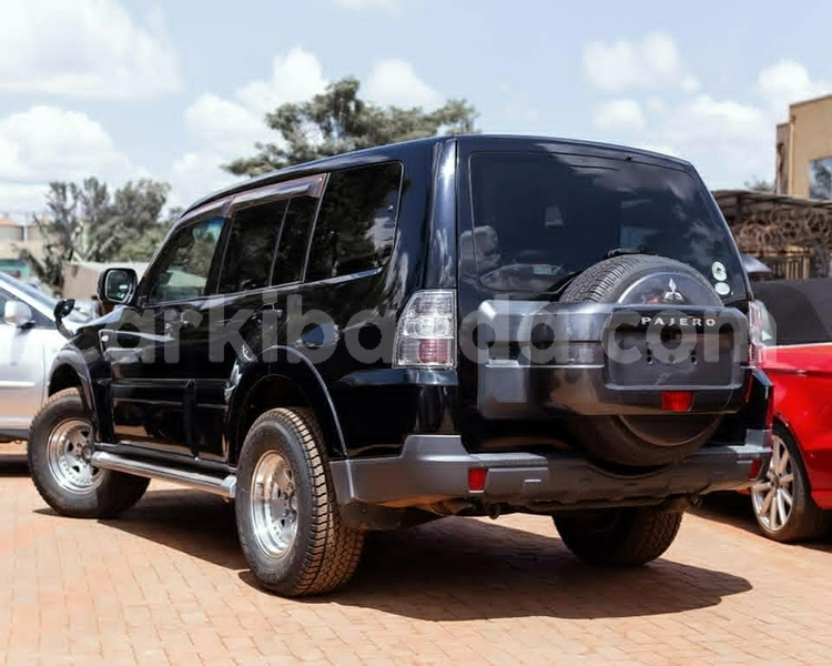 Big with watermark mitsubishi pajero uganda kampala 26196