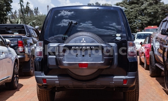 Buy Used Mitsubishi Pajero Black Car in Kampala in Uganda Buy Used Mitsubishi Pajero Black Car in Kampala in Uganda