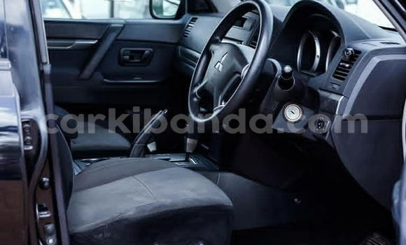Buy Used Mitsubishi Pajero Black Car in Kampala in Uganda Buy Used Mitsubishi Pajero Black Car in Kampala in Uganda
