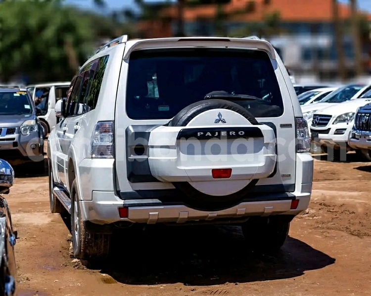 Big with watermark mitsubishi pajero uganda kampala 26198
