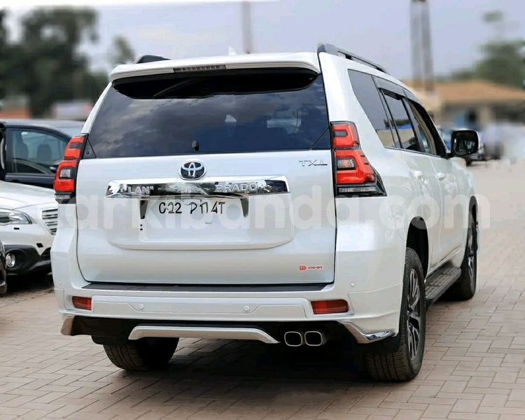 Big with watermark toyota prado uganda kampala 26199