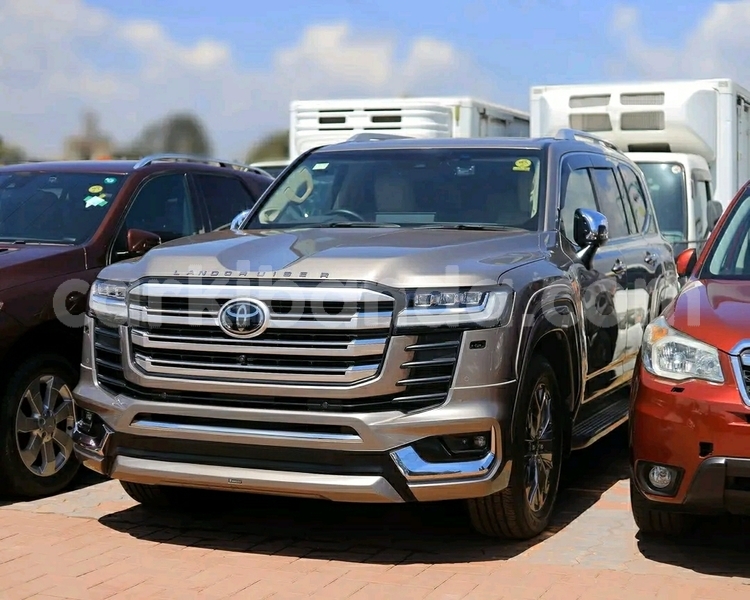 Big with watermark toyota land cruiser uganda kampala 26200