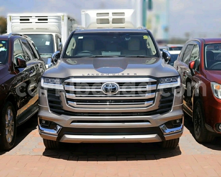 Big with watermark toyota land cruiser uganda kampala 26200