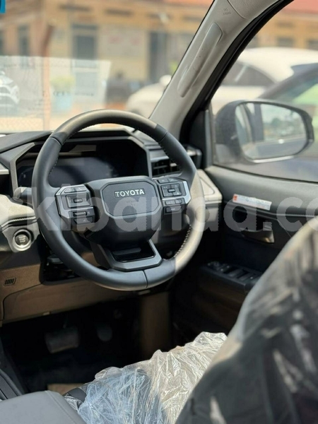 Big with watermark toyota hilux uganda kampala 26202