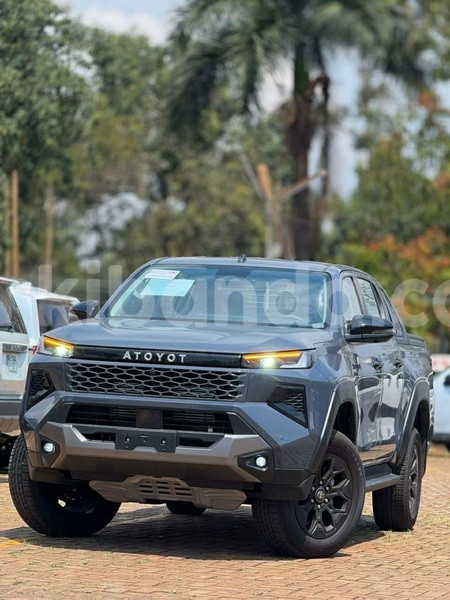Big with watermark toyota hilux uganda kampala 26202