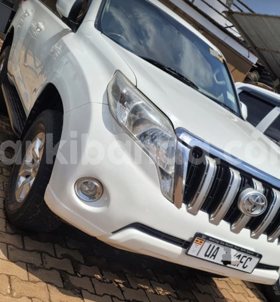 Big with watermark toyota land cruiser uganda kampala 26210