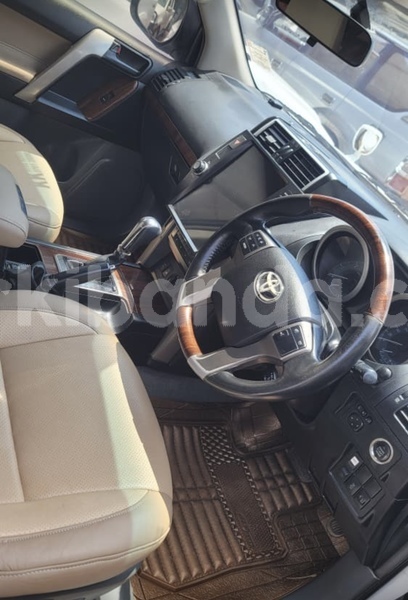 Big with watermark toyota land cruiser uganda kampala 26210