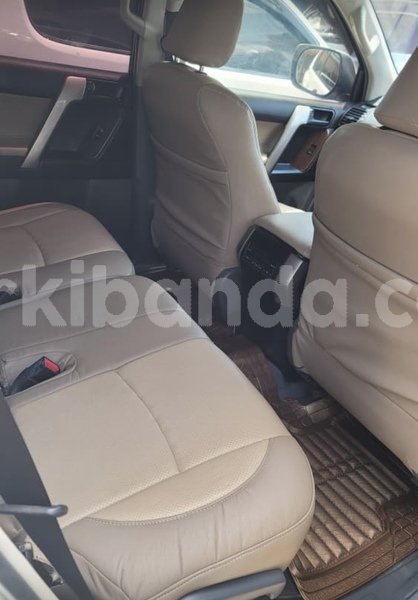 Big with watermark toyota land cruiser uganda kampala 26210