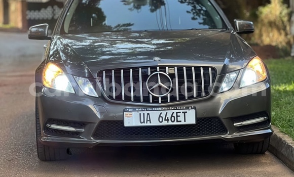 Acheter Neuf Voiture Mercedes‒Benz 250 Autre à Kampala, Ouganda Acheter Neuf Voiture Mercedes‒Benz 250 Autre à Kampala, Ouganda