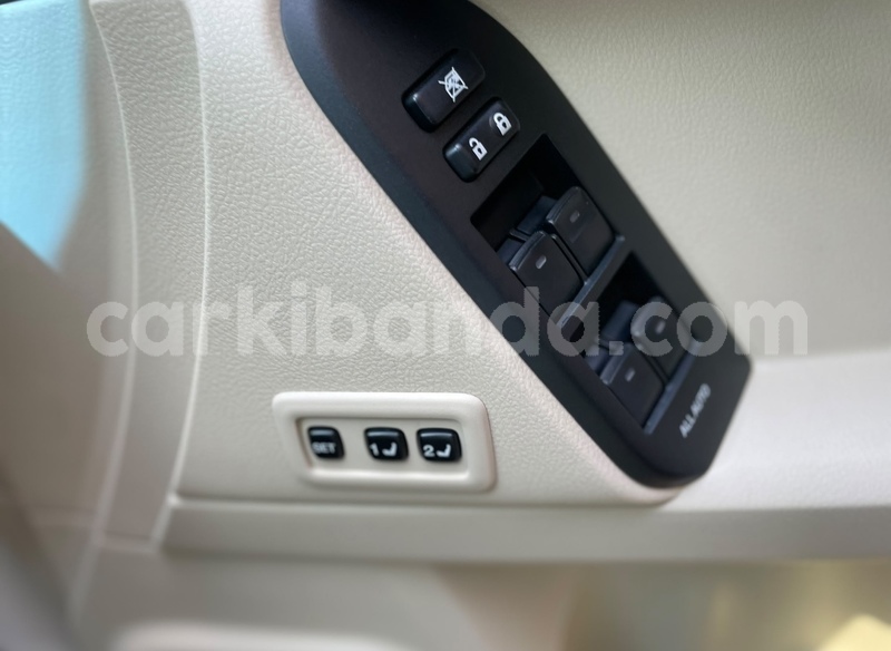 Big with watermark toyota land cruiser uganda kampala 26218