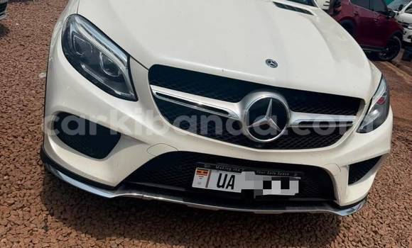 Nunua Mpya Mercedes‒Benz GLE Coupe Nyeupe Gari ndani ya Kampala nchini Uganda Nunua Mpya Mercedes‒Benz GLE Coupe Nyeupe Gari ndani ya Kampala nchini Uganda