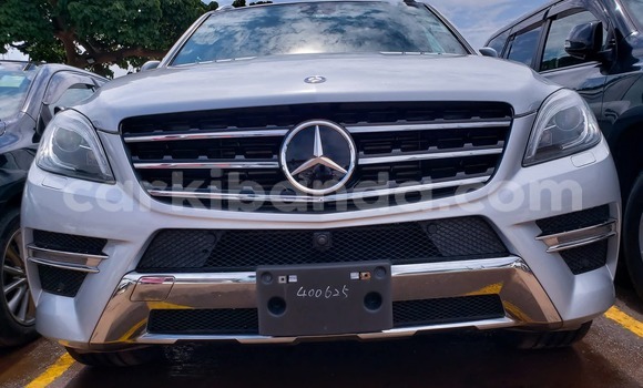 Buy Used Mercedes‒Benz ML–Class Silver Car in Kampala in Uganda Buy Used Mercedes‒Benz ML–Class Silver Car in Kampala in Uganda
