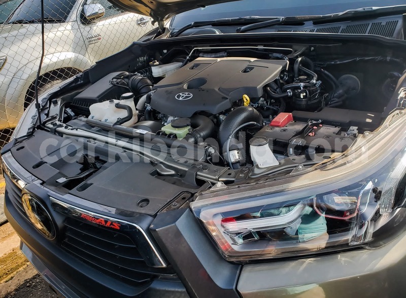 Big with watermark toyota hiluxe revo uganda kampala 26236
