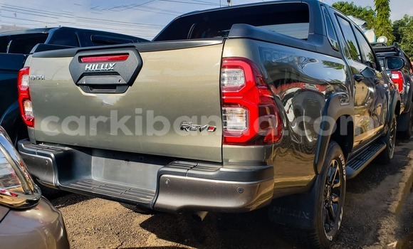 Buy Used Toyota Hiluxe Revo Green Car in Kampala in Uganda Buy Used Toyota Hiluxe Revo Green Car in Kampala in Uganda