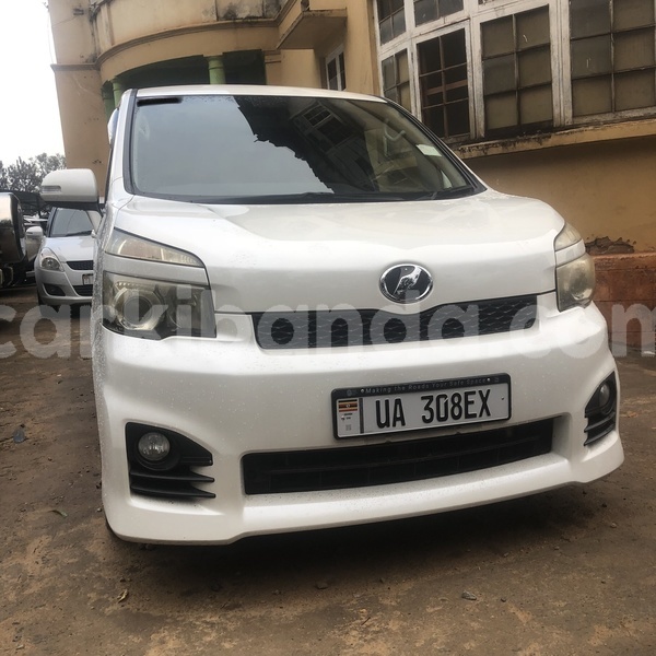 Big with watermark toyota voxy uganda kampala 26248