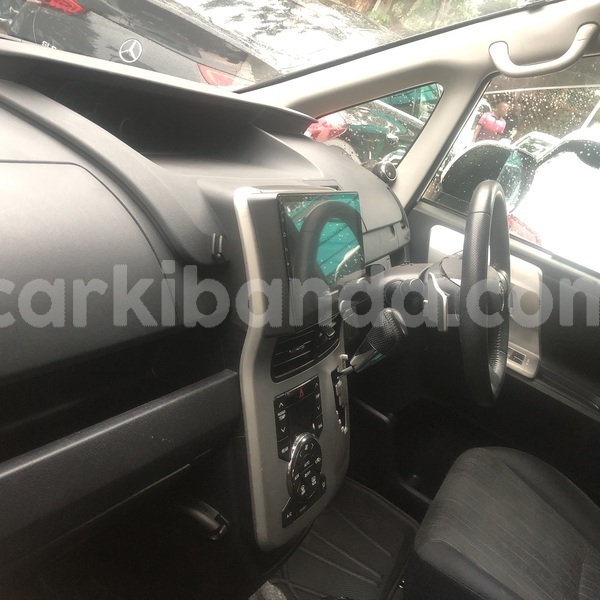 Big with watermark toyota voxy uganda kampala 26248