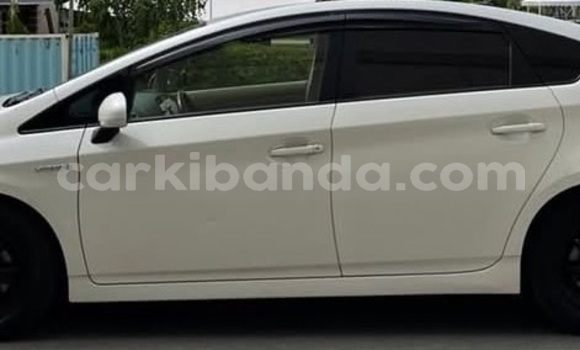 Buy Used Toyota Prius White Car in Kampala in Uganda Buy Used Toyota Prius White Car in Kampala in Uganda