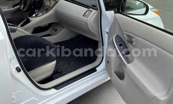 Buy Used Toyota Prius White Car in Kampala in Uganda Buy Used Toyota Prius White Car in Kampala in Uganda