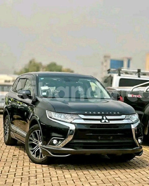 Big with watermark mitsubishi outlander uganda kampala 26250