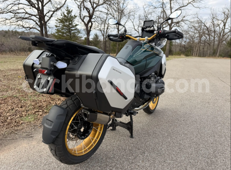 Big with watermark bmw r1200gs adventure northern yumbe 26253