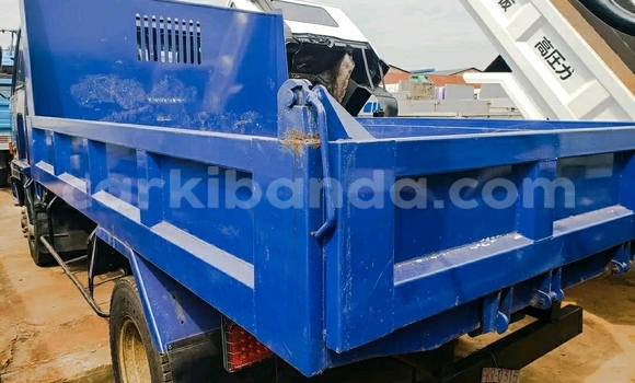 Buy Used Isuzu FTR 850 Blue Truck in Kampala in Uganda Buy Used Isuzu FTR 850 Blue Truck in Kampala in Uganda