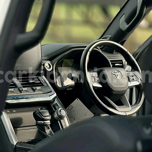 Big with watermark toyota land cruiser uganda kampala 26258