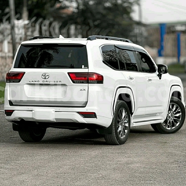 Big with watermark toyota land cruiser uganda kampala 26258