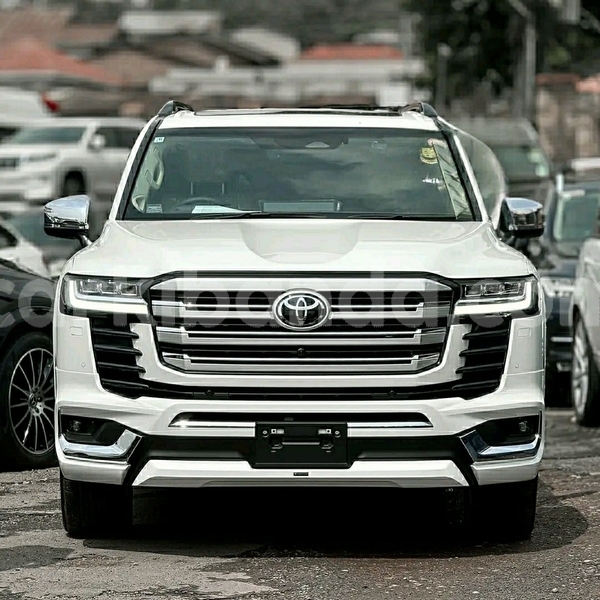 Big with watermark toyota land cruiser uganda kampala 26259