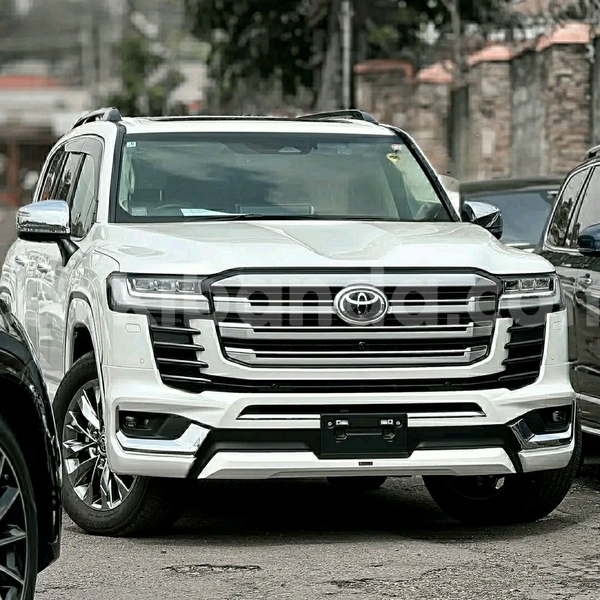 Big with watermark toyota land cruiser uganda kampala 26259