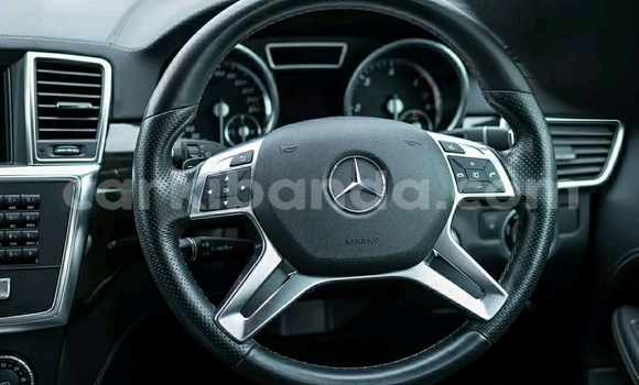 Buy Used Mercedes‒Benz ML–Class Black Car in Kampala in Uganda Buy Used Mercedes‒Benz ML–Class Black Car in Kampala in Uganda