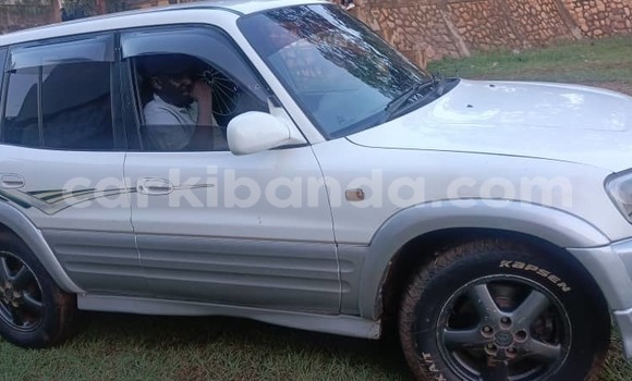 Buy Used Toyota RAV4 Beige Car in Kampala in Uganda Buy Used Toyota RAV4 Beige Car in Kampala in Uganda