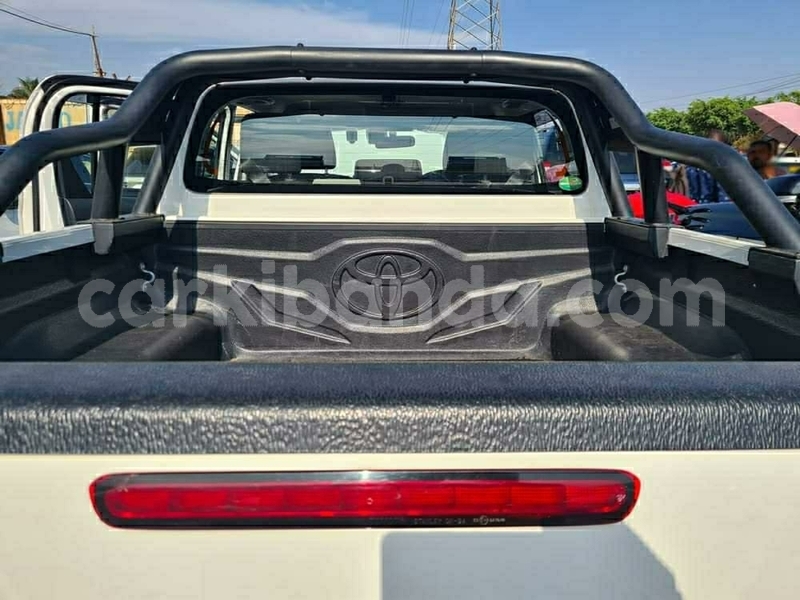 Big with watermark toyota hiluxe revo uganda kampala 26288