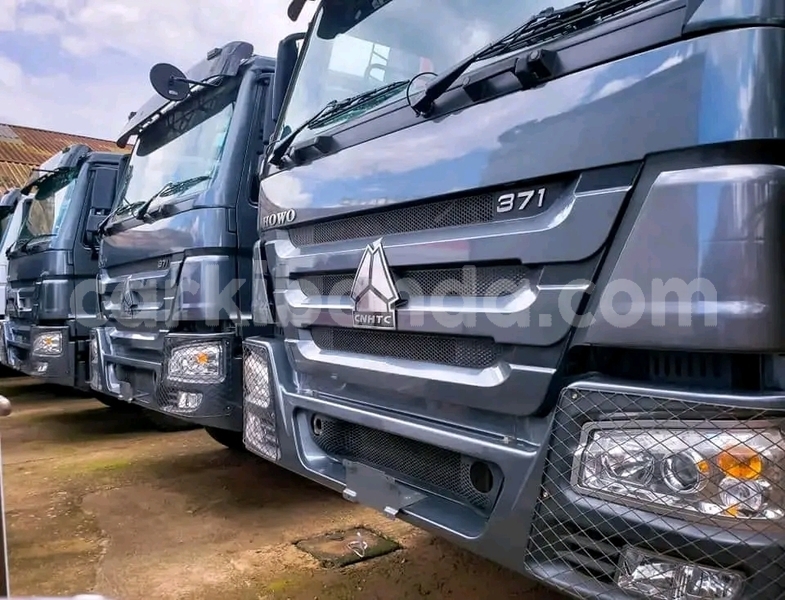 Big with watermark howo sinotruk uganda kampala 26291