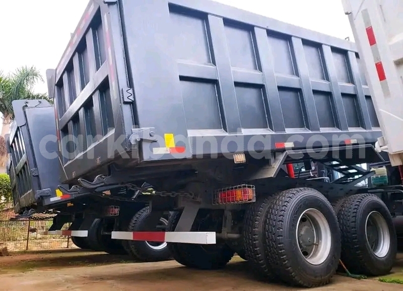 Big with watermark howo sinotruk uganda kampala 26291