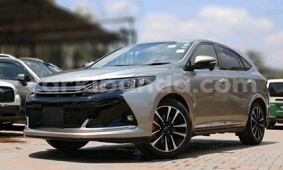 Buy Used Toyota Harrier Silver Car in Kampala in Uganda Buy Used Toyota Harrier Silver Car in Kampala in Uganda